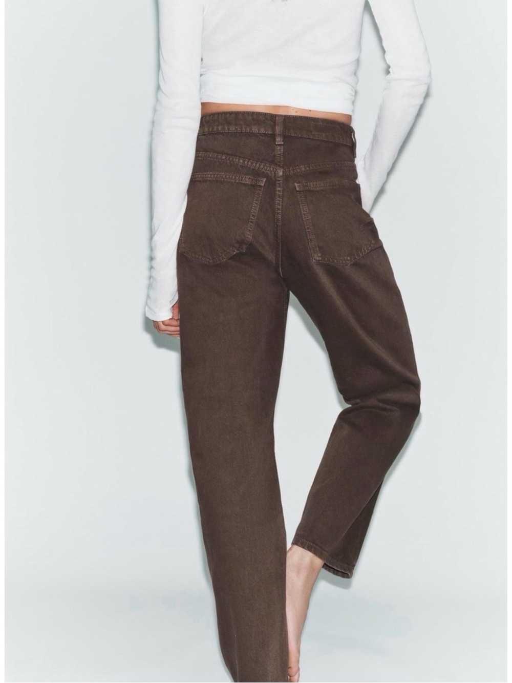 Brand new: Zara Classic High-Rise Jeans - Brown - Picture 2 of 3